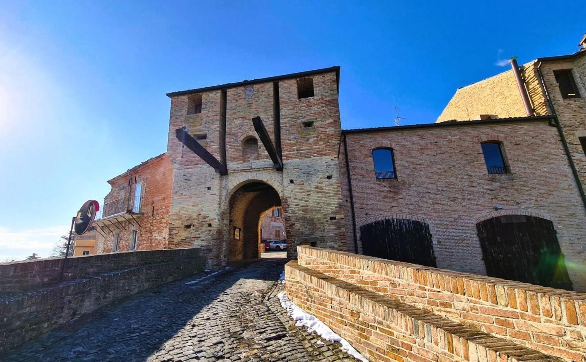 Borgo Calbianco - Private House With Pool & Airco Villa Cerreto Castello Exterior photo